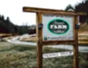 Franny's Farm logo