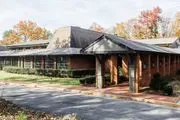 Hunting Hills Country Club image 4