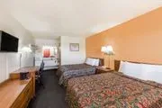 Knights Inn Chanute image 2