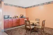 Knights Inn Ferguson image 3
