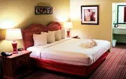 Suite Dreams Hotel image 2