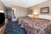 Knights Inn Dayton at Poe Ave image 3