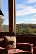 Oak Lodge image 2