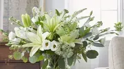 Sharon's Flowers image 3