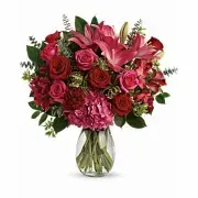 Bud's Flowers & Gifts image 4