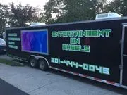 Entertainment on Wheels logo