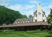 Columbia Hills Country Club logo