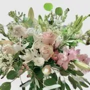 FLOWERS OF DISTINCTION image 3