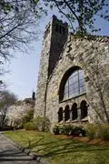 Goddard Chapel-Tufts University logo