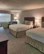 Somerset Inn image 4