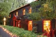 1795 Acorn Inn Bed and Breakfast logo
