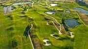 Three Crowns Golf Club image 4