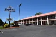 Knights Inn Oswego image 2