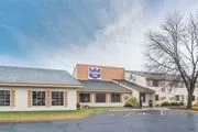 Knights Inn Litchfield logo