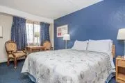 Knights Inn Litchfield image 2