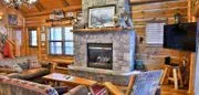 Grand Pines Resort & Motel image 4