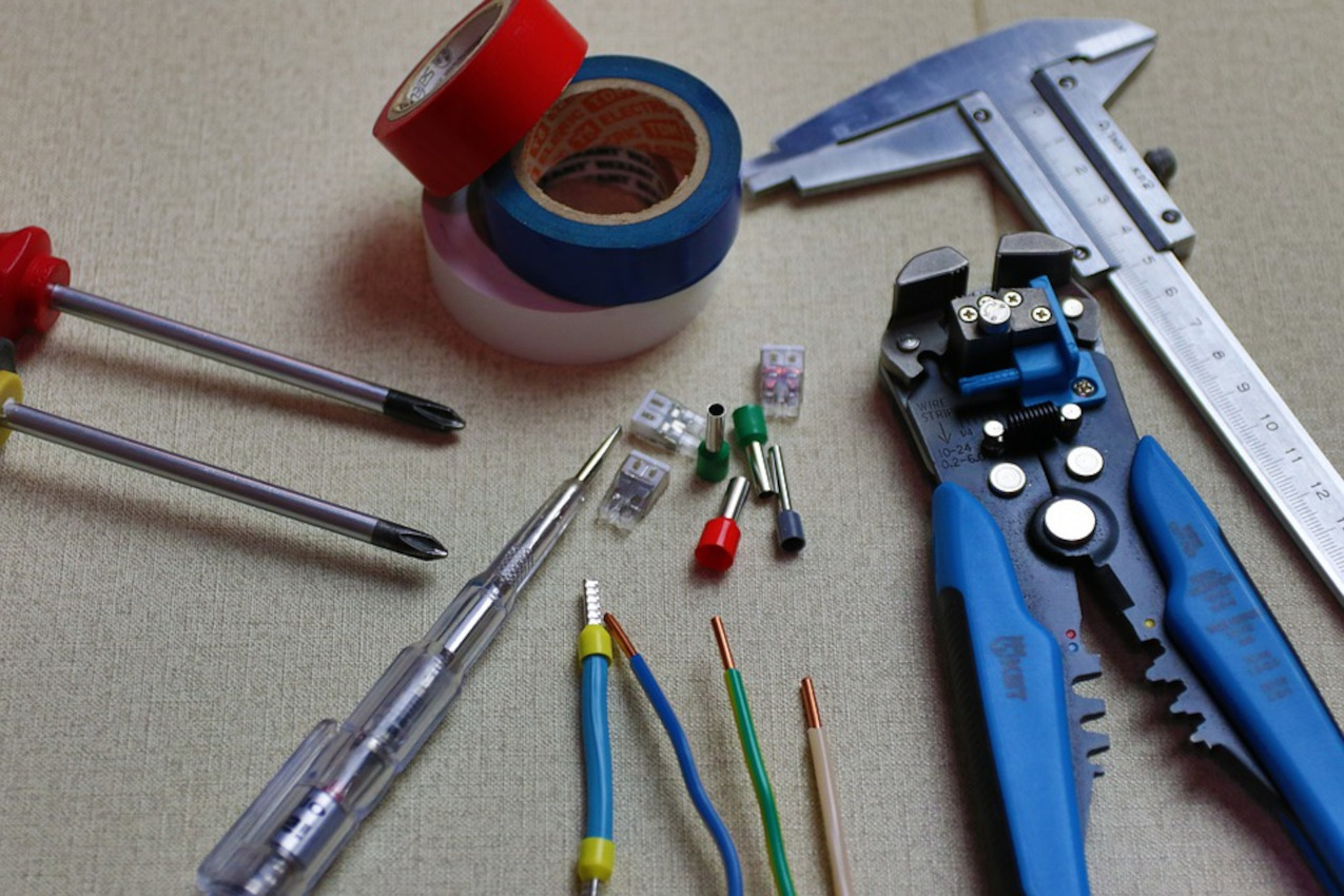 Cable & Accessories N I
