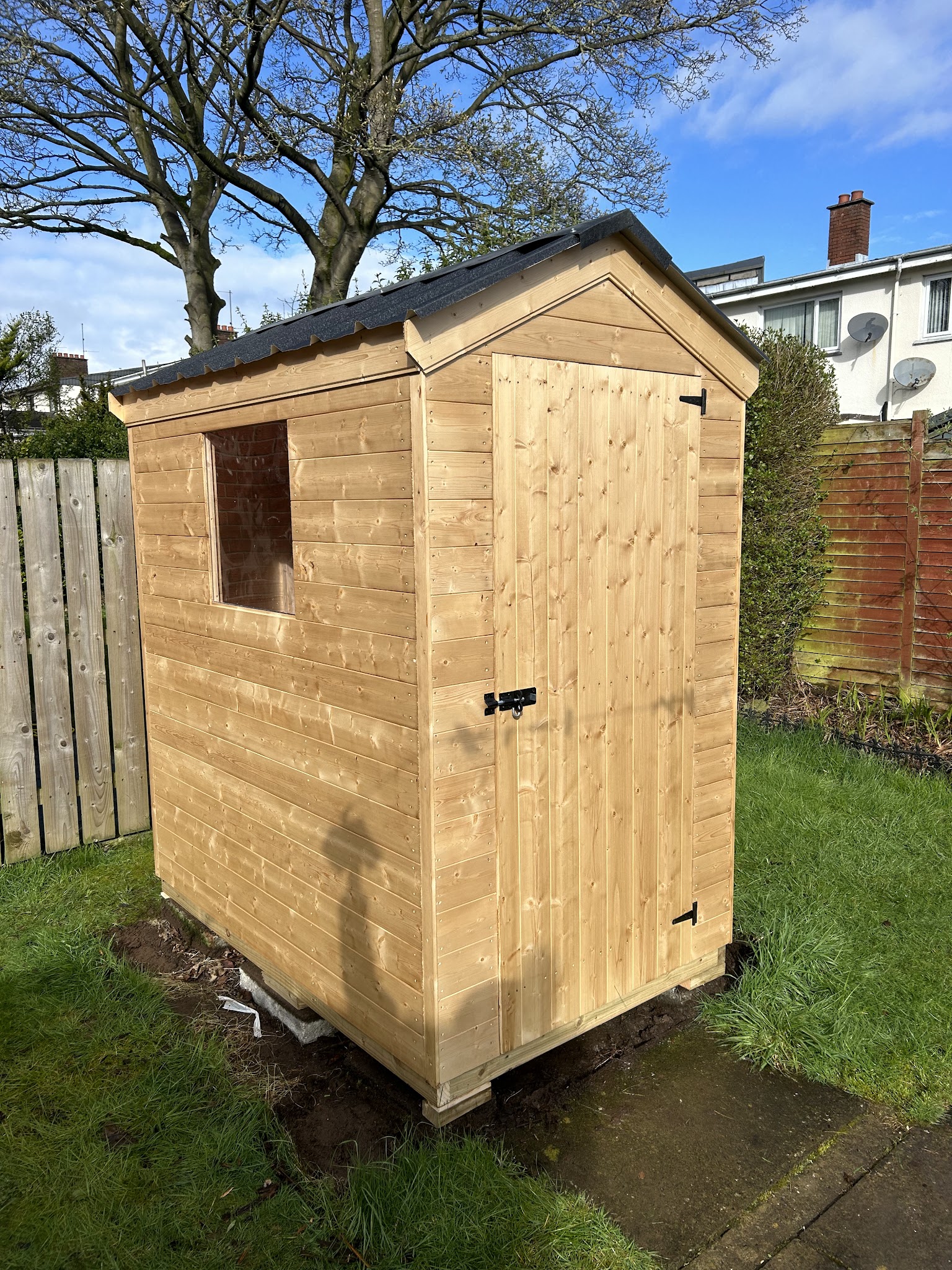 JVR Fencing & Sheds