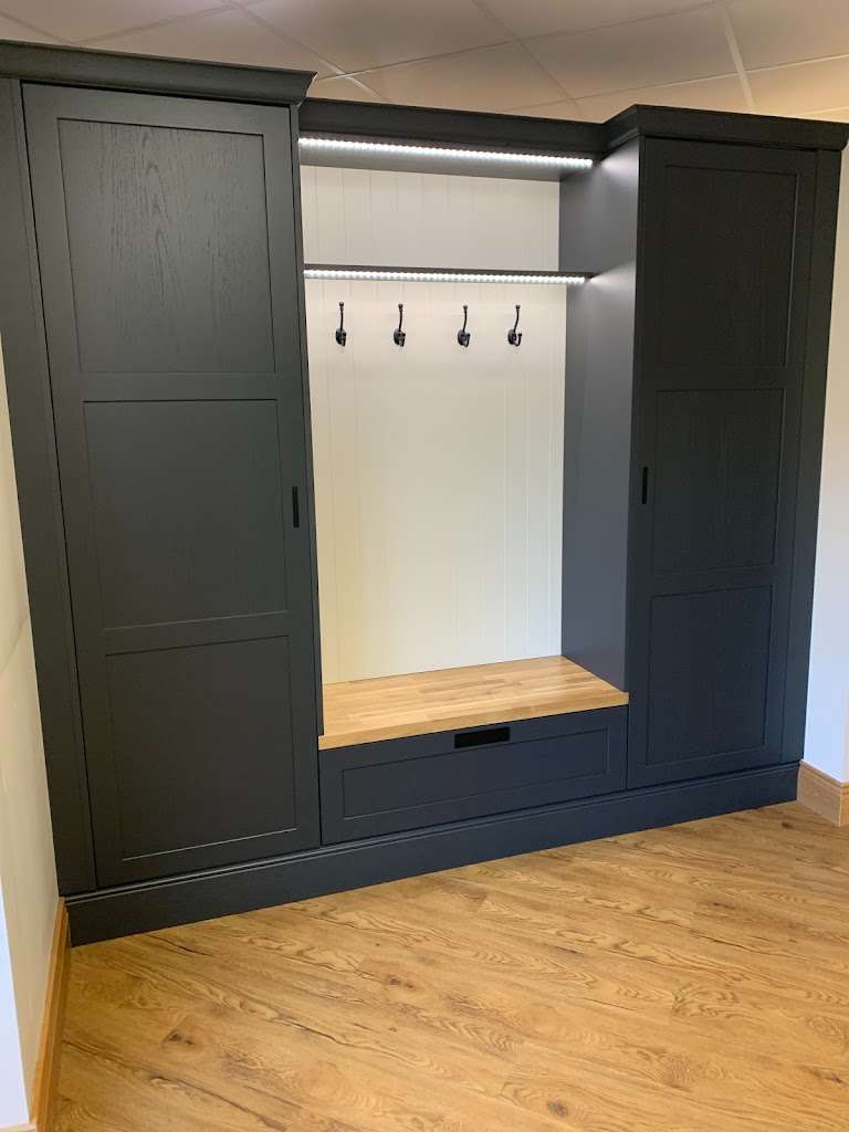 Devine Kitchens