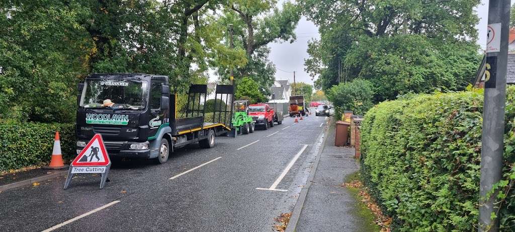 Woodlawn Ltd - Grass Cutting , Hedge Cutting & Tree Surgery