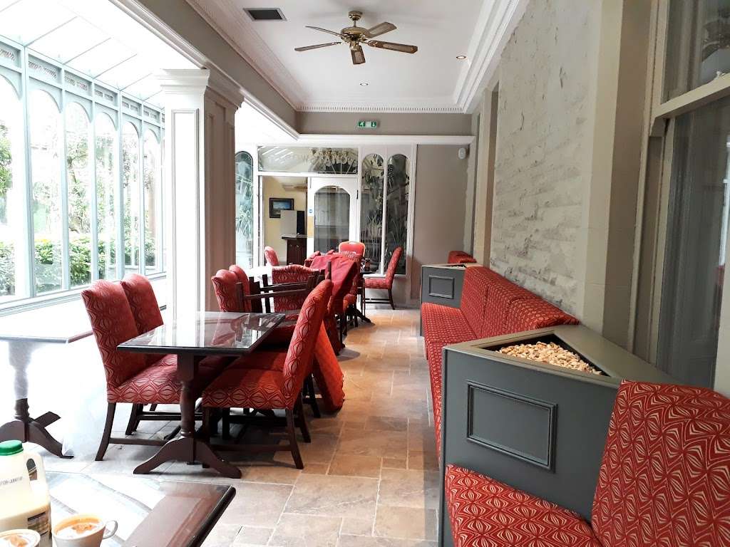 M S Painting & Decorating