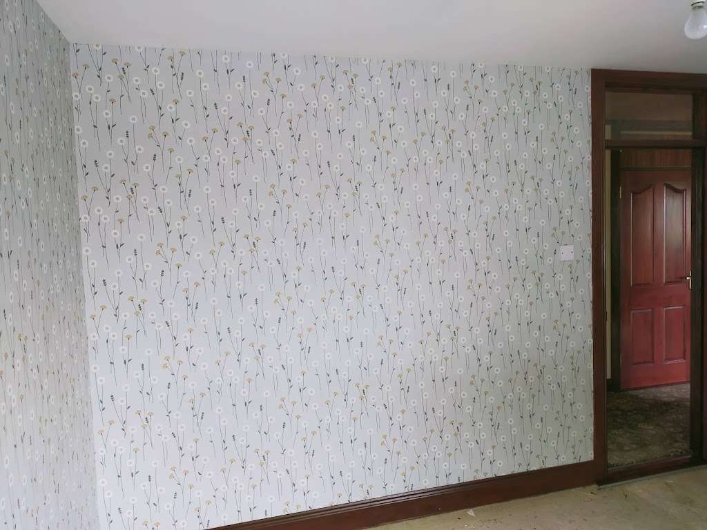 Dee's Decorating Services
