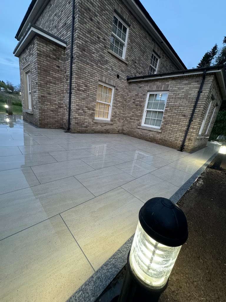 Pineal - Paving & Landscaping