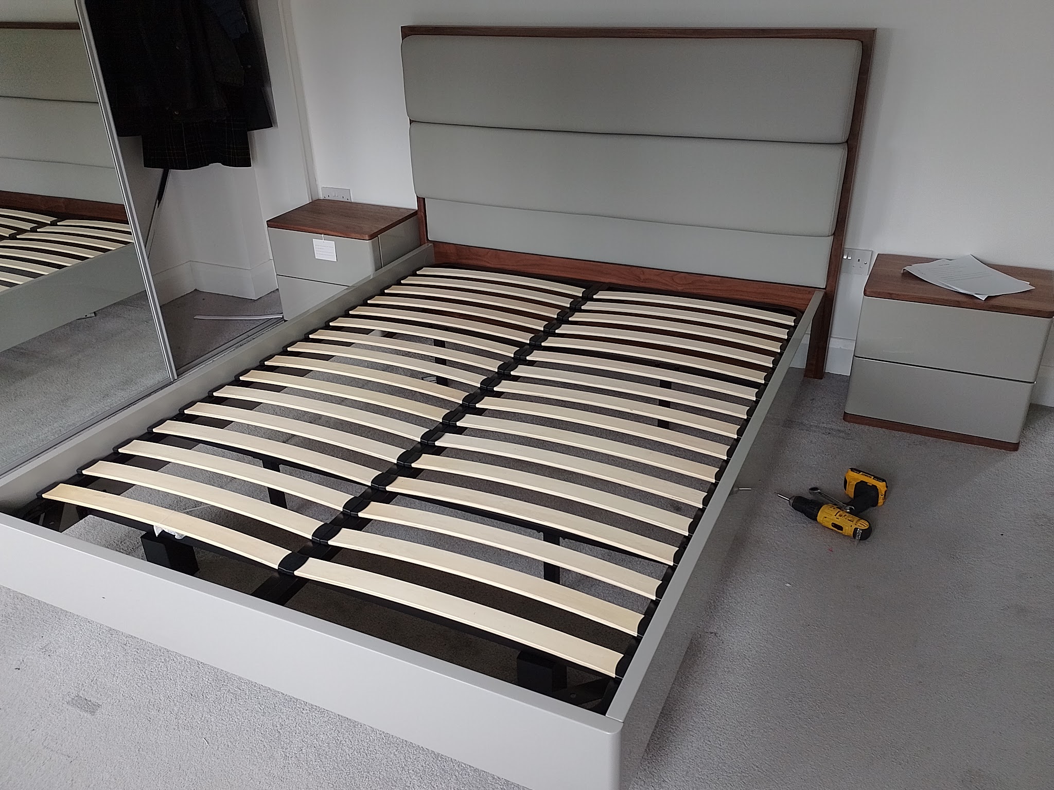 Flat pack Matt