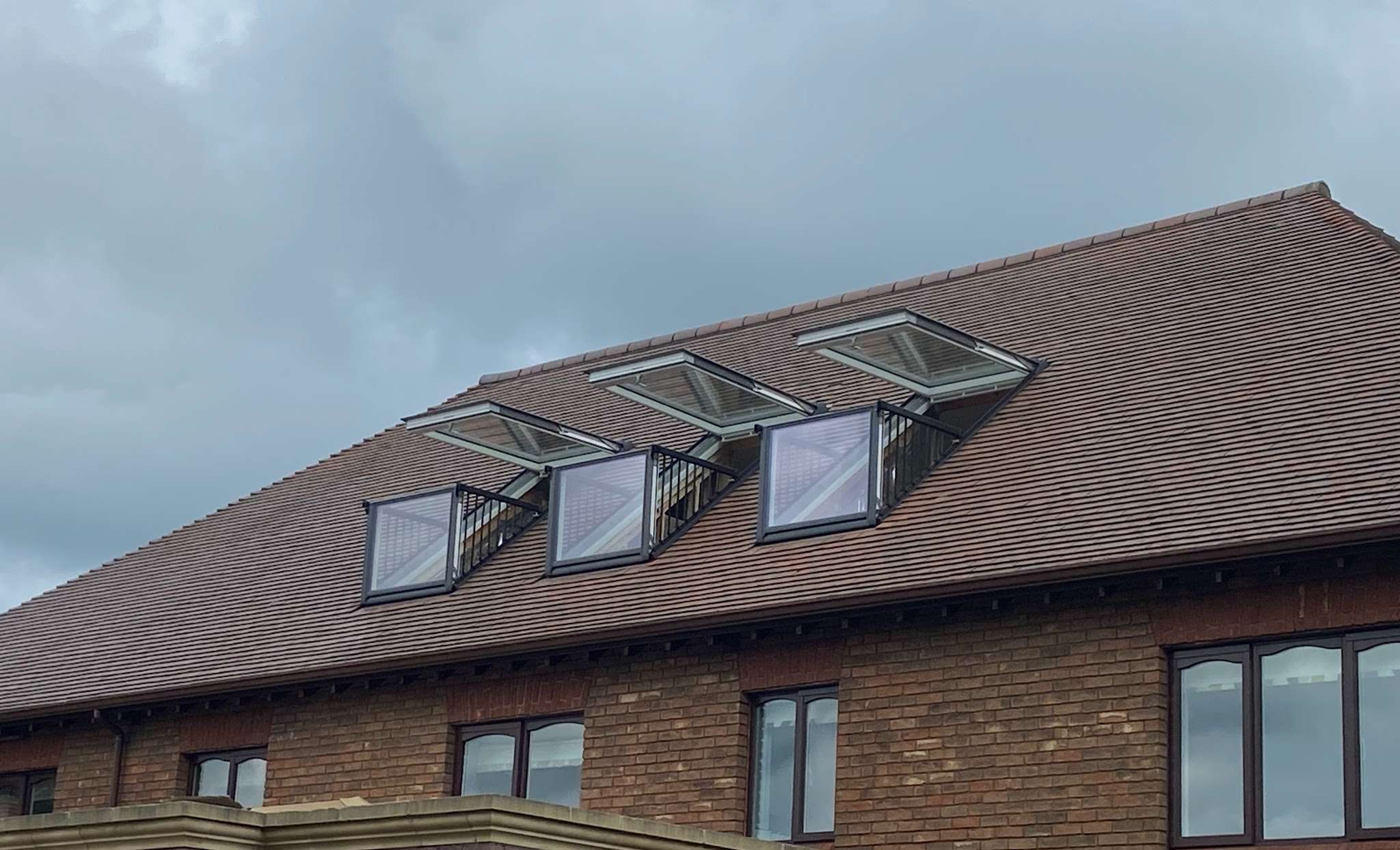 JR Roof Top Windows | Velux Roof Window & Skylight Specialists