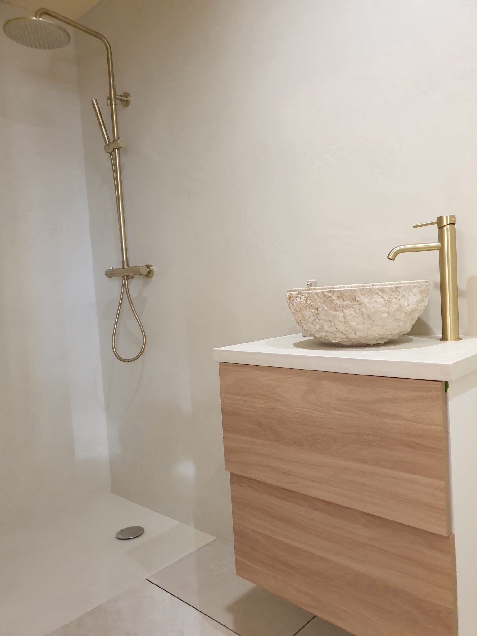 RK Plastering Venetian and Polished