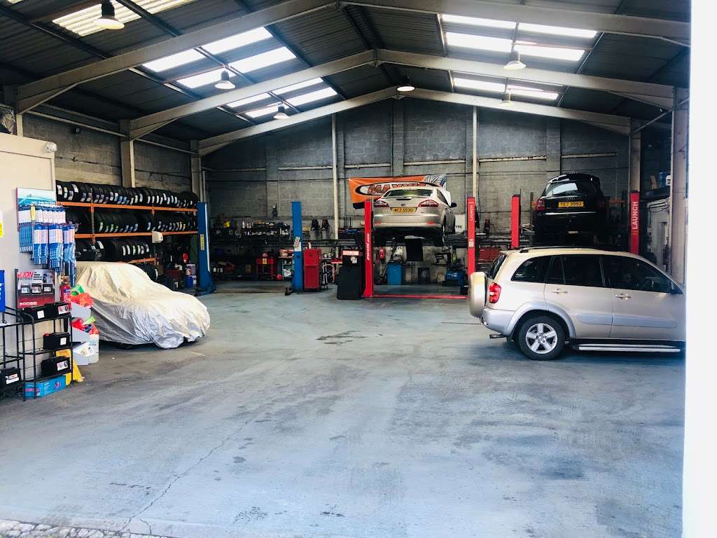 SDS Garage
