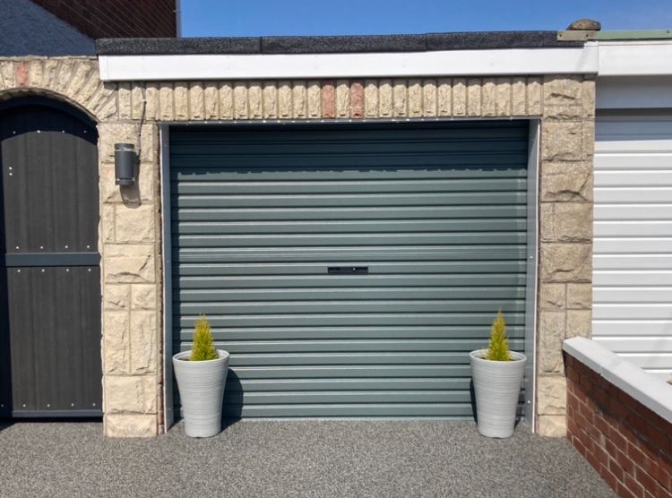 Auto Roll Garage Door Specialists