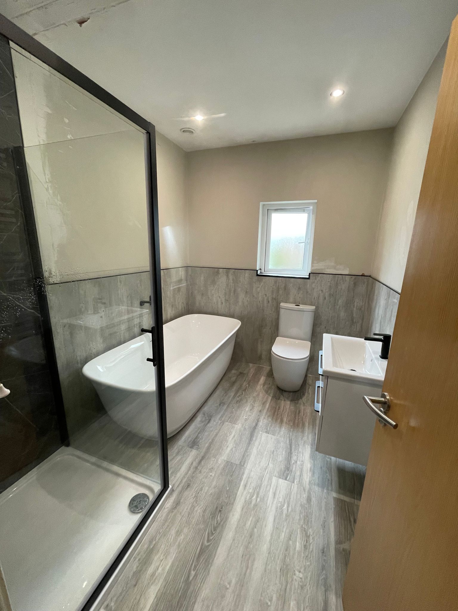 DJR Plumbing and Heating Services Ltd