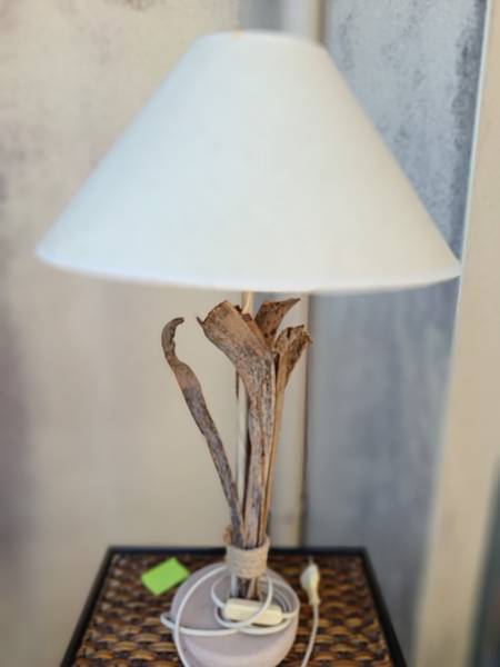 Lampe décors bois 