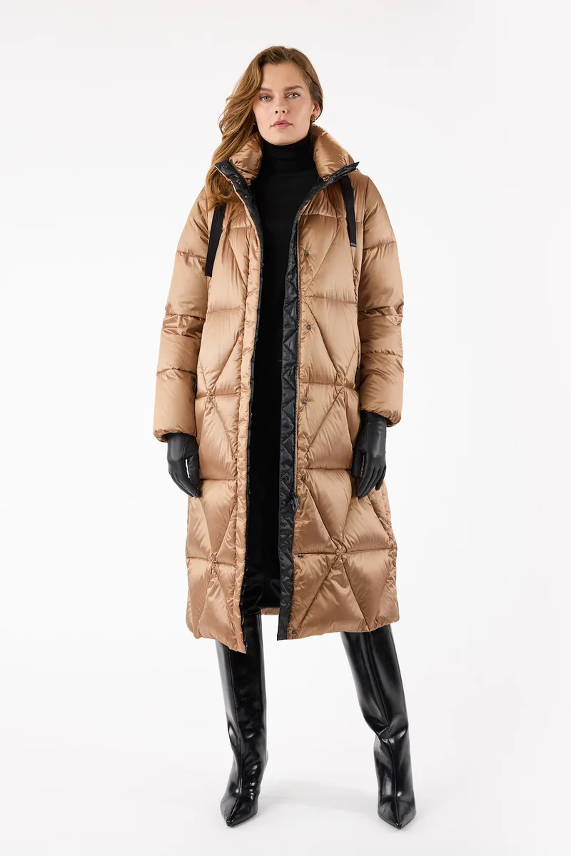 Manteau en duvet Frandsen — détail