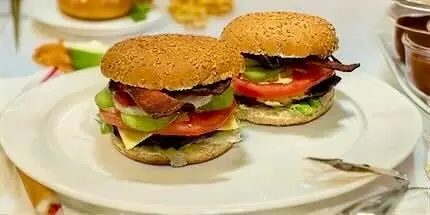 Homemade Burger: Juicy and Delicious Recipe recipe