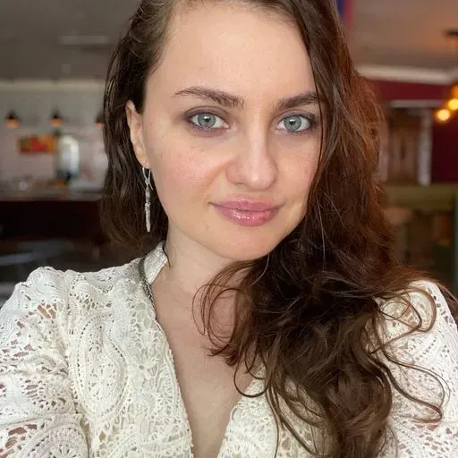 User Simona Dabarovich-Bianko avatar