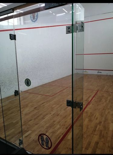 Игра в сквош meeting main image