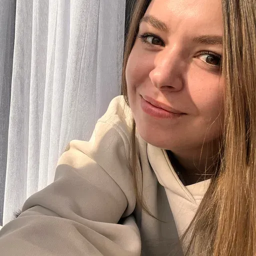 User Екатерина  avatar