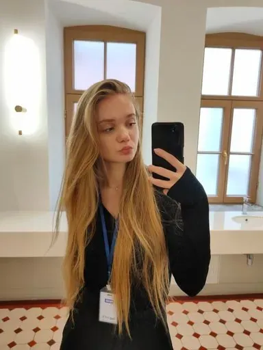 User Юлия Гейнрих avatar