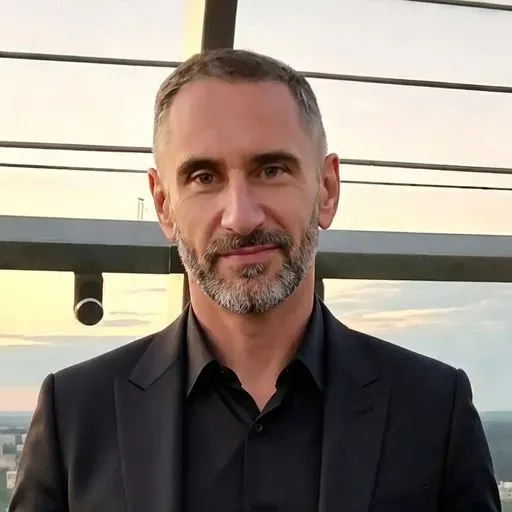 User Сергей  avatar