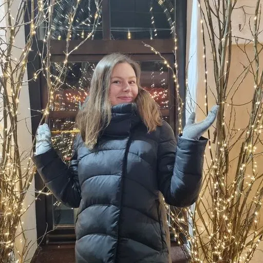 User Юлия Б avatar