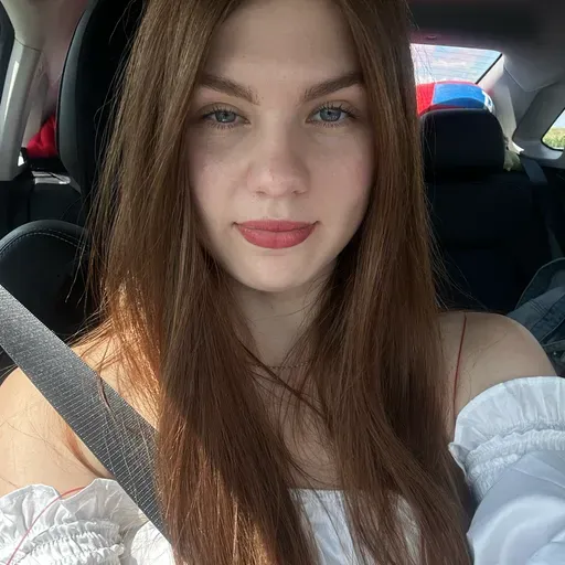 User Nastya  avatar