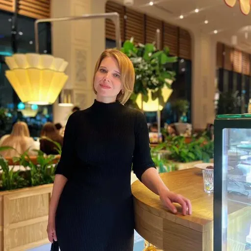 User Лана  Иванова avatar