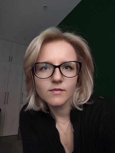 User Надежда   avatar