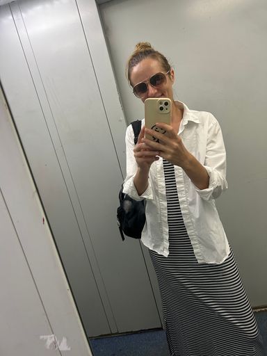 Девочки пошли в клуб  meeting main image