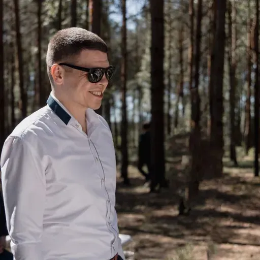 User Алексей  Сидорук avatar