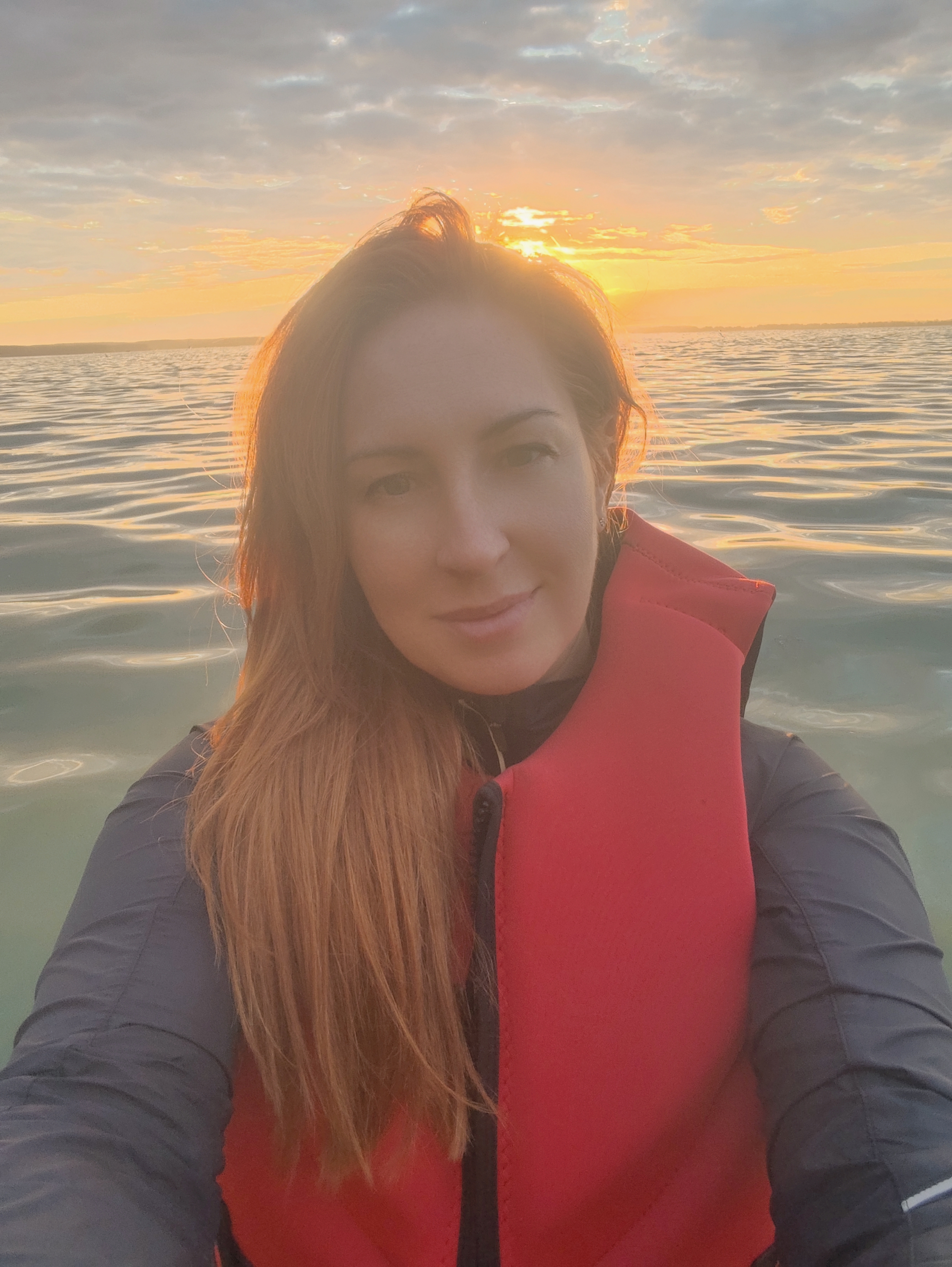 User Юлия  avatar