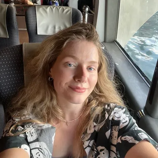 User Анастасия Спирина avatar