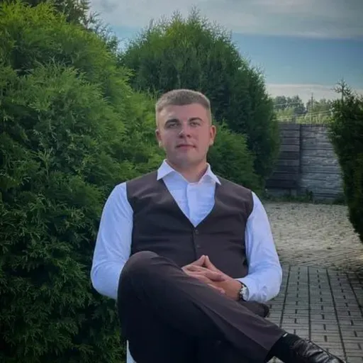 User Вадим  Жук avatar